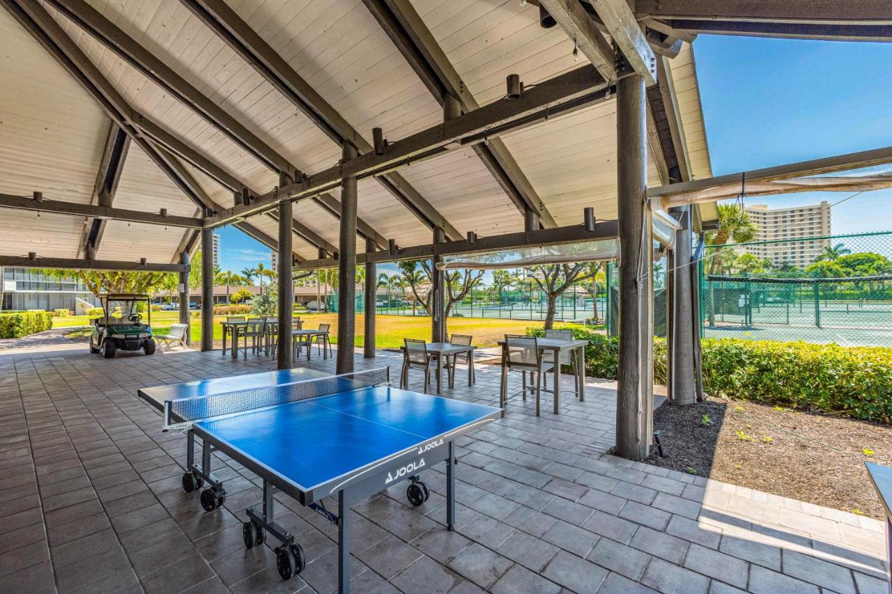 Bird Of Paradise Marco Island Exterior photo